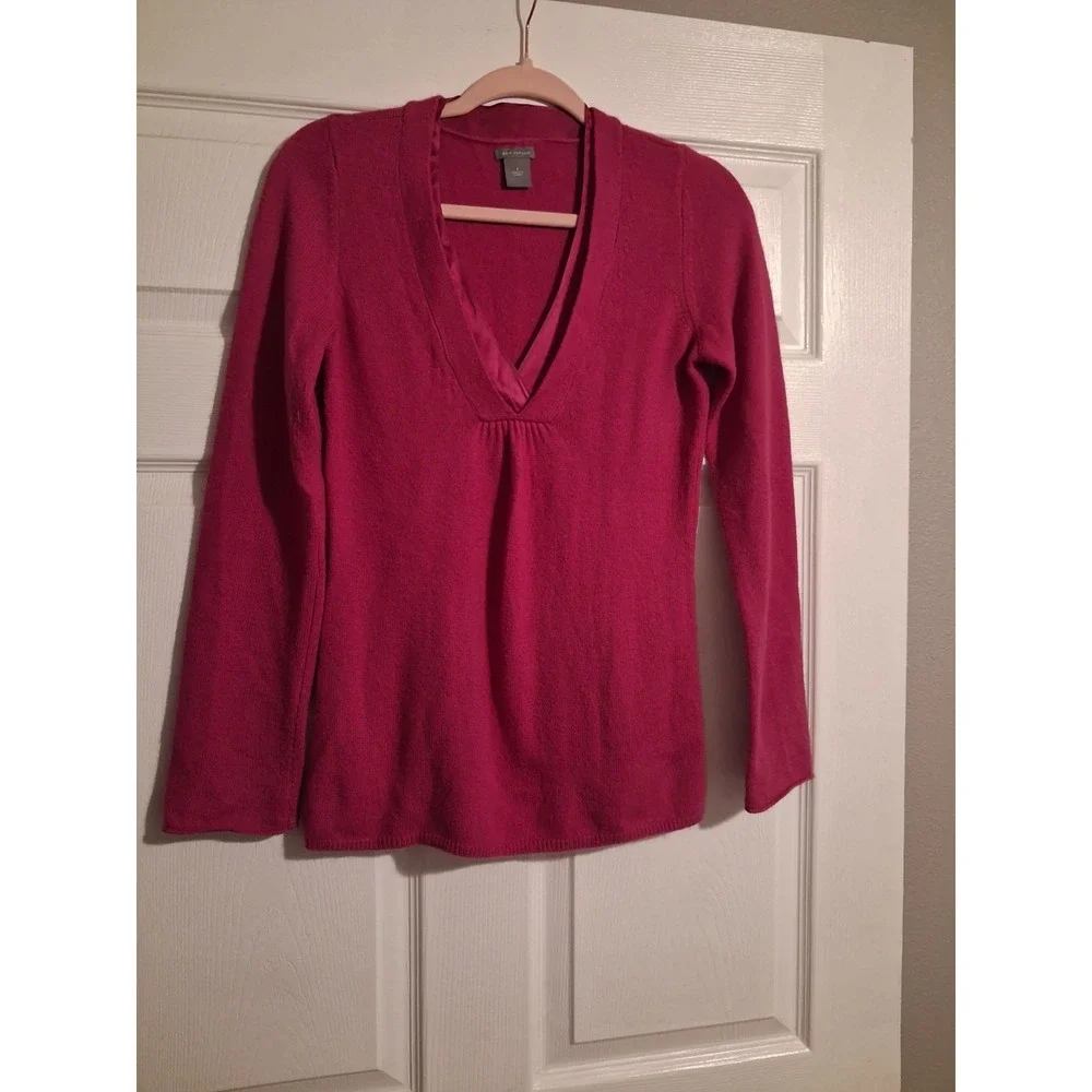 Ann Taylor Merino Wool Angora Sweater Small Magenta Deep V Neck Satin Trim